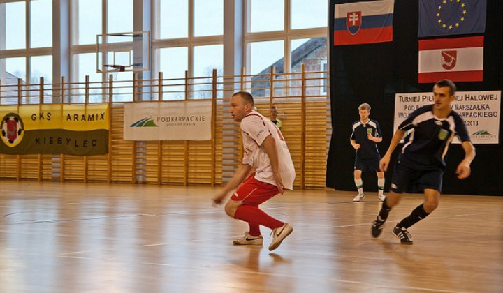 Medzinárodný futsalový turnaj v Niebylec (Poland(2.2.2013))