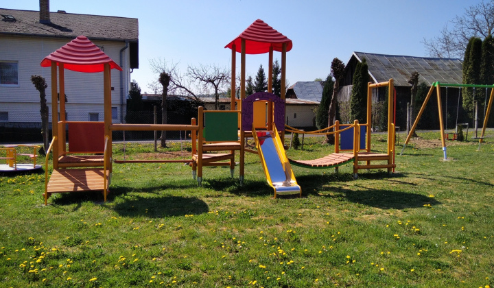 4. fotografia fotogalérie Detské ihrisko v obci Nižná Sitnica