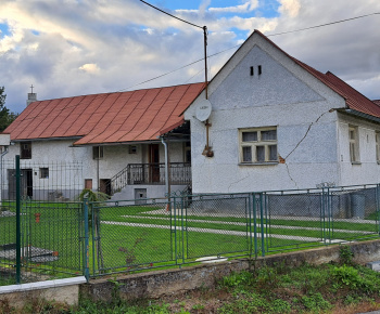 Aktuality / Zemetrasenie v obci Nižná Sitnica - foto
