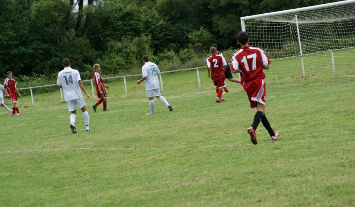 9. fotografia fotogalérie Futbalový turnaj v Oľke(14.7.2013)